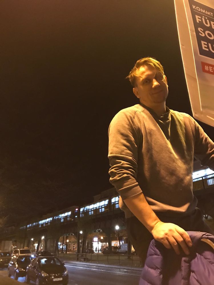 Plakatieren für die Europawahl 2019